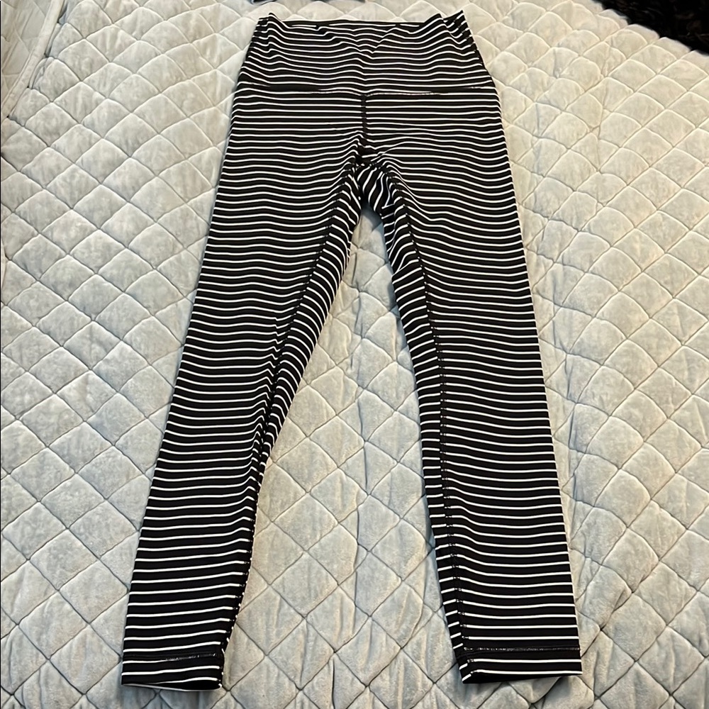 Striped Black and White Lululemon